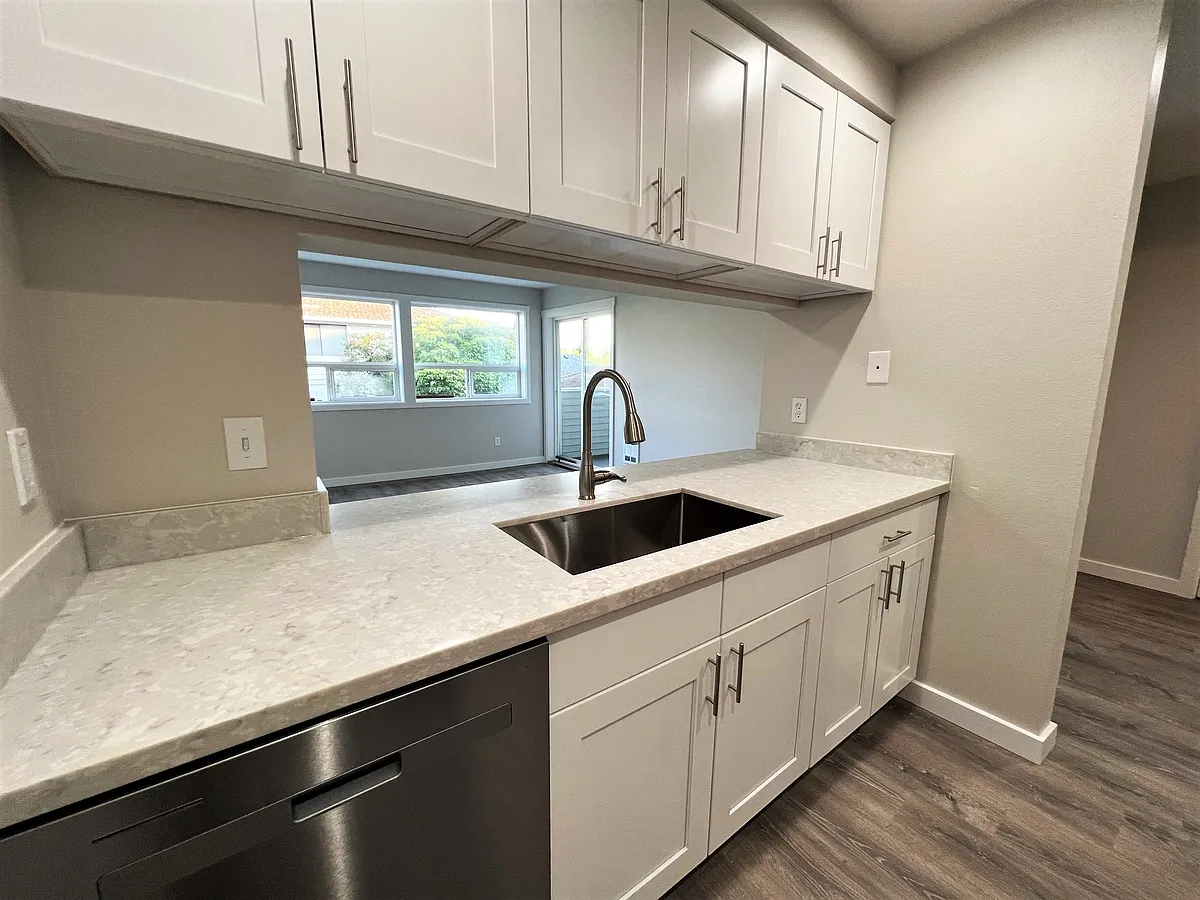 Building Photo - 9044 13th Ave NW #6