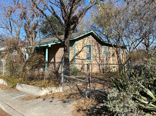411 E Lachapelle St, San Antonio, TX 78204