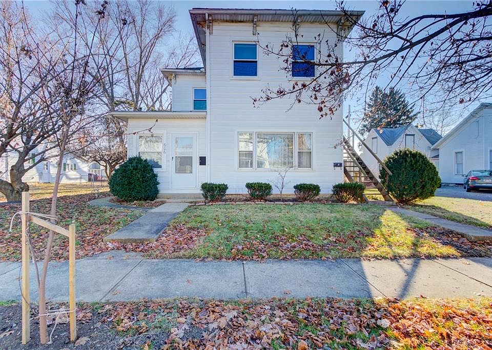 1st image of 606 W Jefferson St