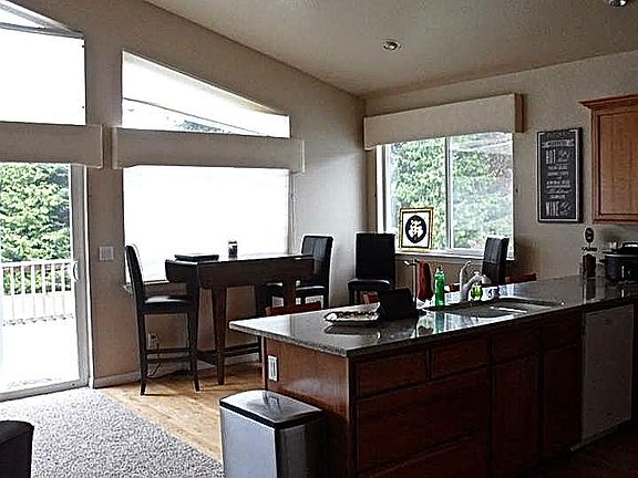 Kitchen with nook and eat at counter space (stools stay)
