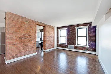 Rented by R New York