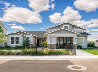 11073 W Collina Vista Dr, Star, ID 83669