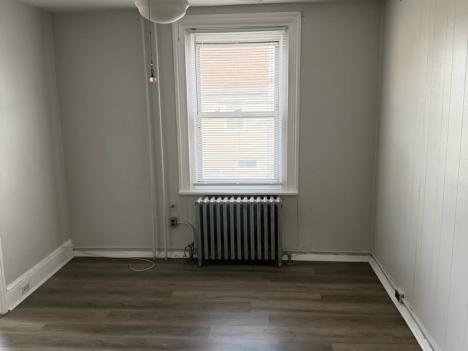 2 bed, 650 sqft, $1,550 — Photo 2