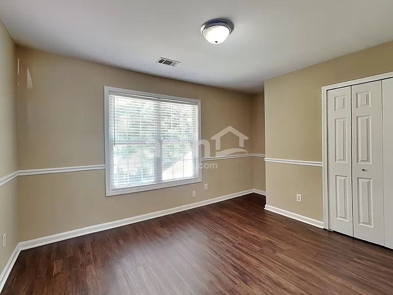 1852 Clear Springs Ln — Photo 17