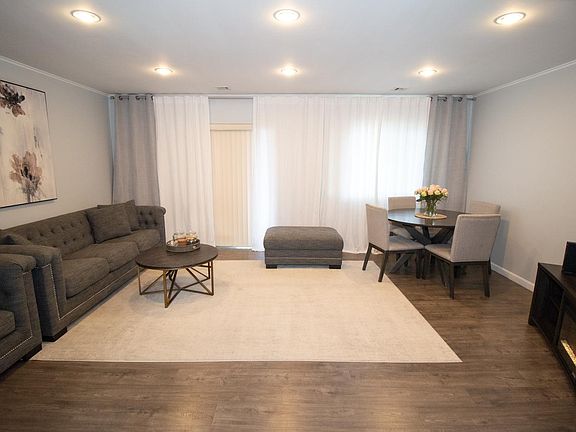 5th image of 16 Bayberry Dr APT 3