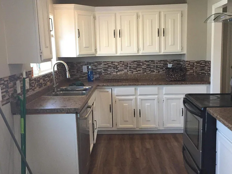 859 W Riley Cir — Photo 3