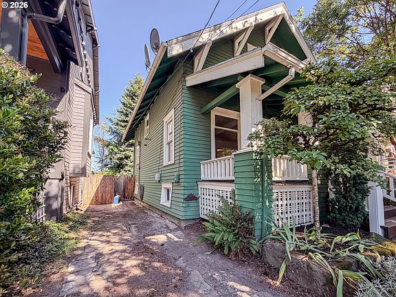 2nd image of 5330 NE 19th Ave