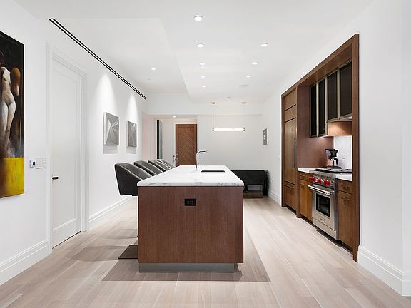 4th image of 100 Barclay St APT 11H