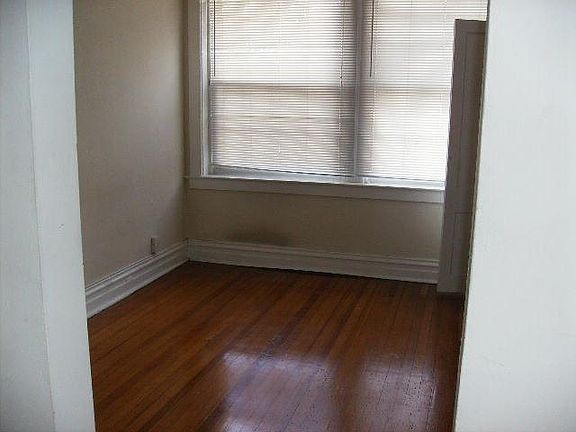 3rd image of 1218 Tamm Ave