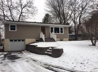 29 Birch Dr, Middletown, NY 10940