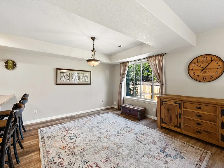 951 Euclid Ave #1 — Photo 11