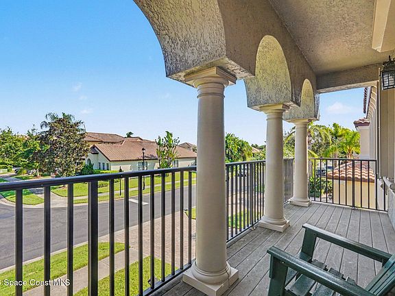 3rd image of 359 Montecito Dr