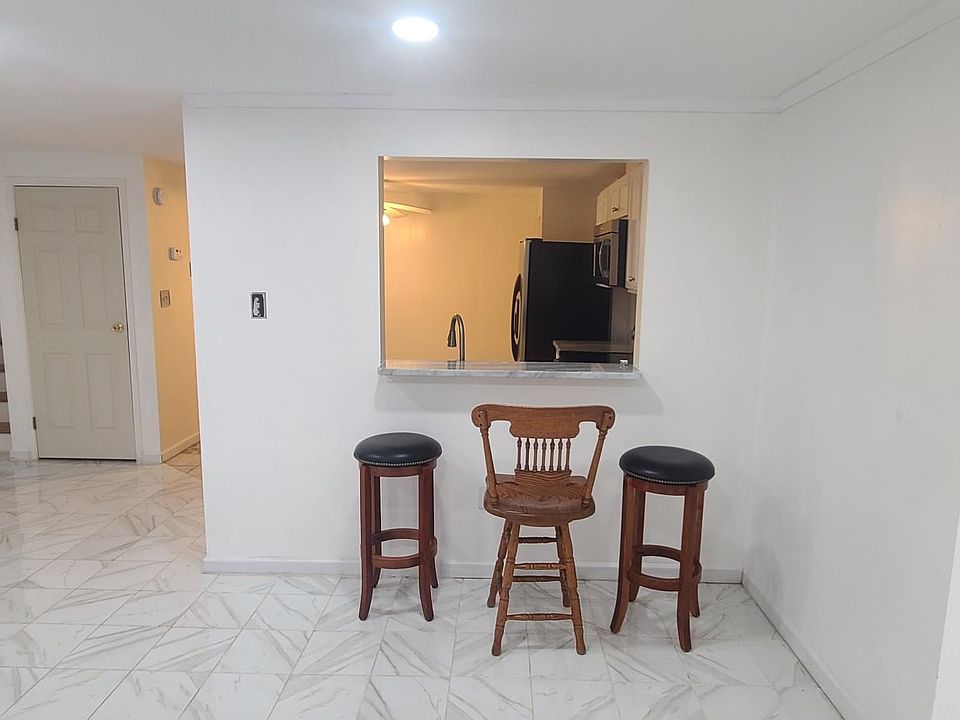 Breakfast area adjacent to the kitchen.