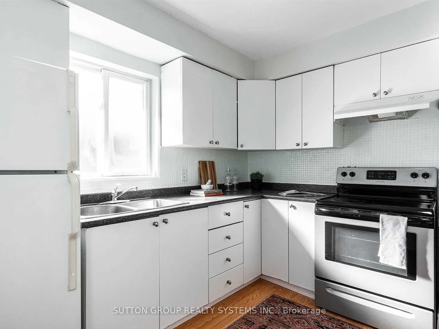 1 bed, $2,100 — Photo 2
