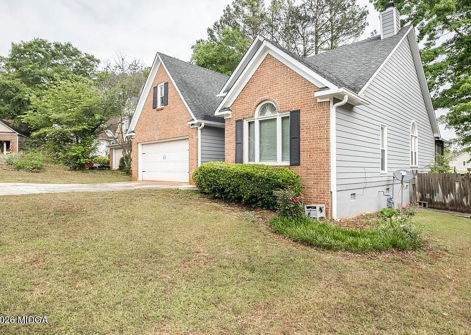 1st image of 306 Ashville Ct