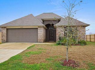 41403 Hearthstone Ave, Prairieville, LA 70769