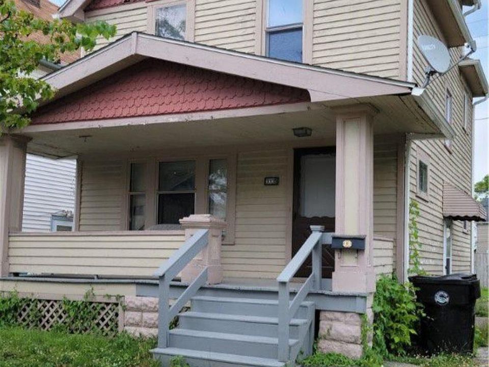 1st image of 3339 W 90th St