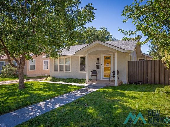 3rd image of 1302 N Lea Ave