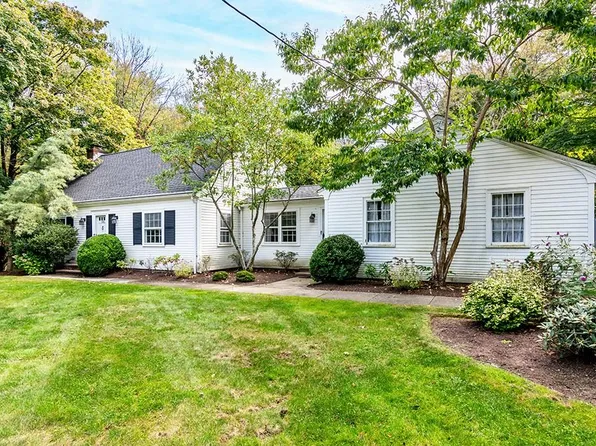 125 Jacob St, Seekonk, MA 02771