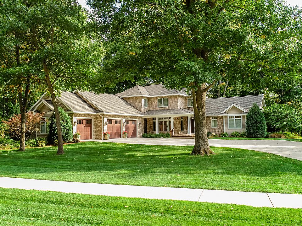 1st image of 2641 Heritage Way
