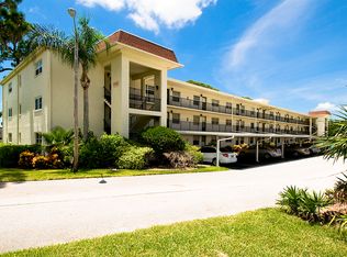1450 Heather Ridge Blvd APT 102, Dunedin, FL 34698
