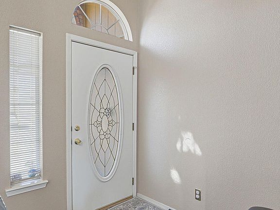 4th image of 12604 Crystal Ridge St