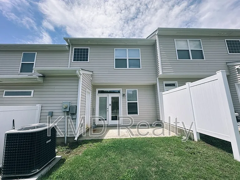 2043 Aston Mill Pl — Photo 17