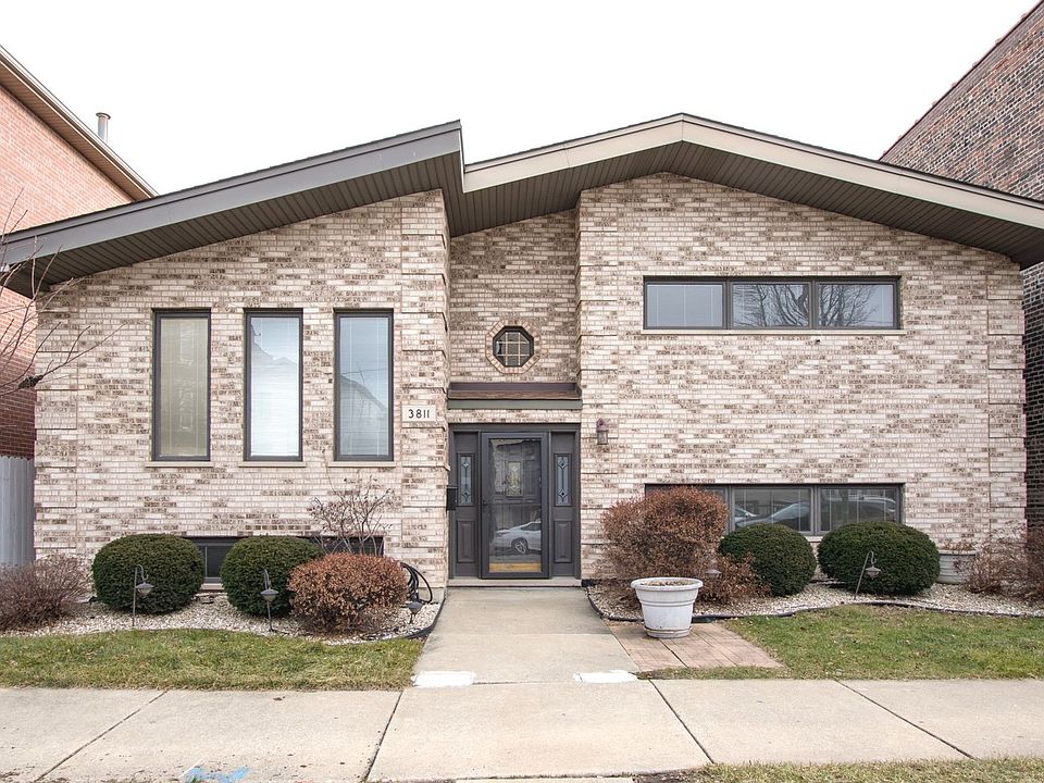 1st image of 3811 S Parnell Ave