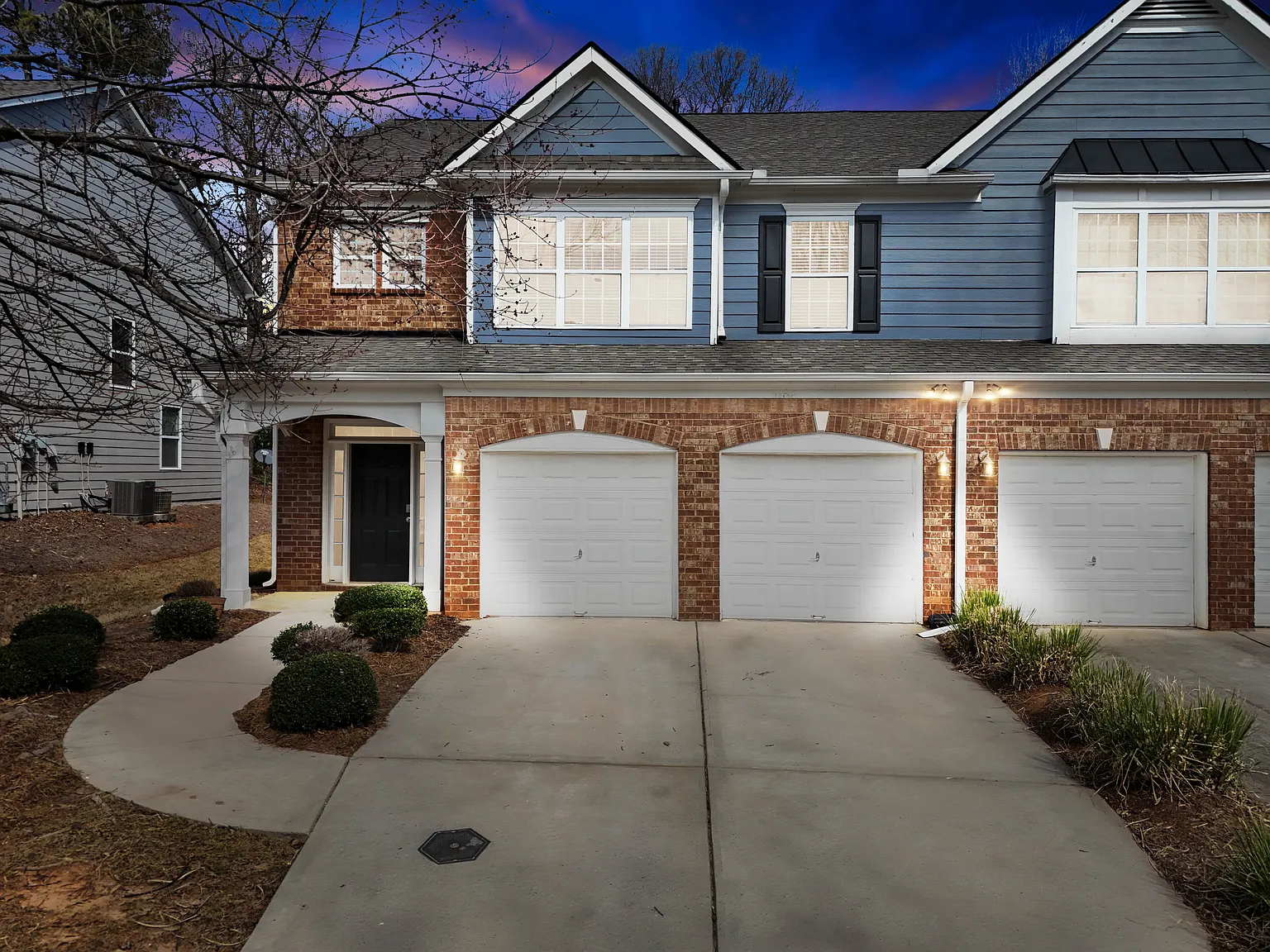 3 bed, 2.5 bath, 2102 sqft, $2,250 — Photo 4