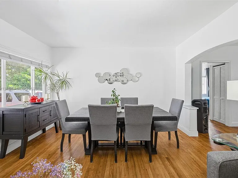 104 SW 40th Ave — Photo 32