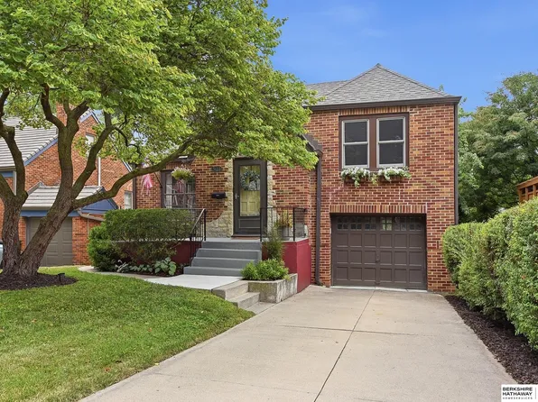 5123 Lake St, Omaha, NE 68104
