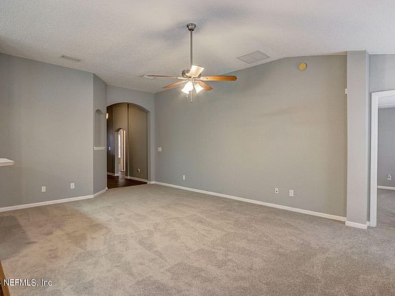 5th image of 2746 SALINA Court