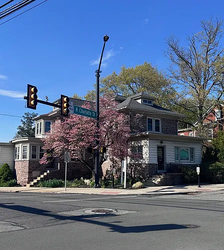 801 N Charlotte St #1 Photo 1