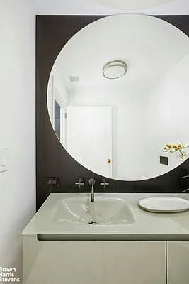 Bathroom, photo 4