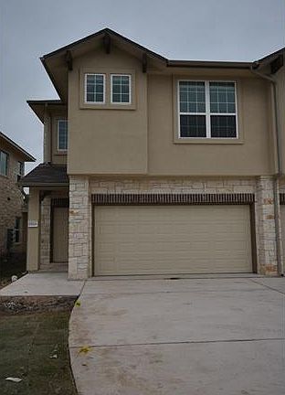 2nd image of 1212 Muirfield Bend Dr Unit A