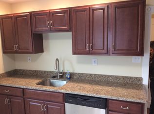 228 Adrain St FLOOR 2, Emmaus, PA 18049