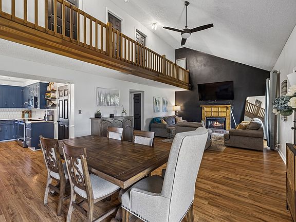 3rd image of 3408 Polly Dr