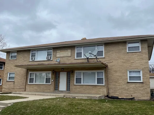 9636 W Capitol Dr #4, Milwaukee, WI 53222