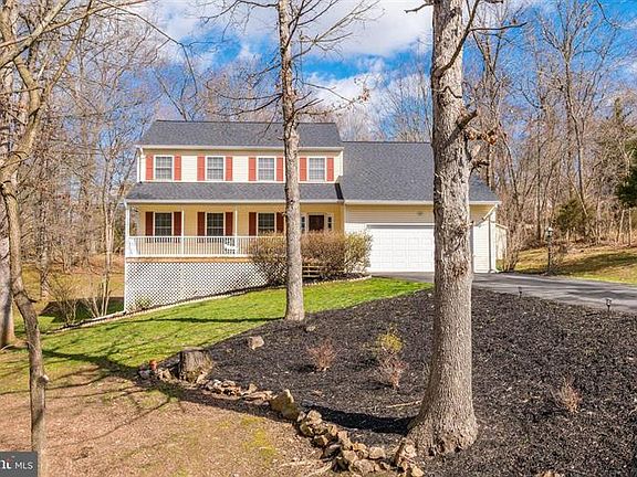 2nd image of 7353 Kathryn Ln