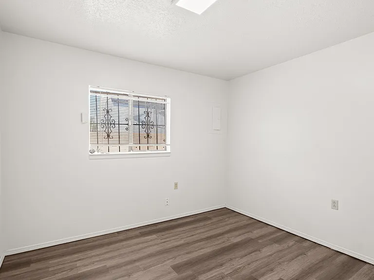 1105 Calle Mesquite — Photo 7
