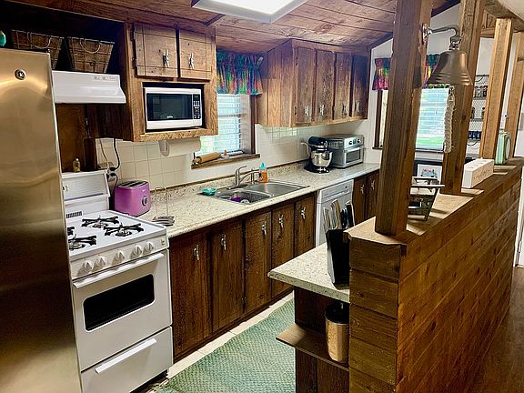 5th image of 499 Naples Dr