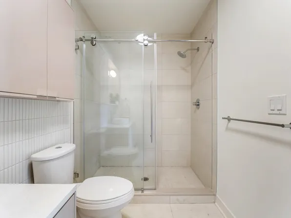 857 Communipaw Avenue image 23 of 25