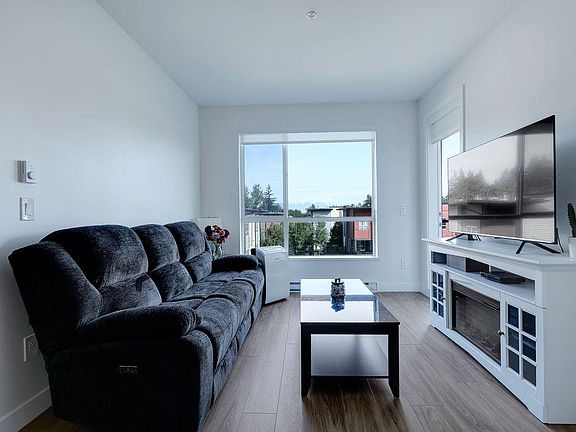 3rd image of 18811 72nd Ave #301