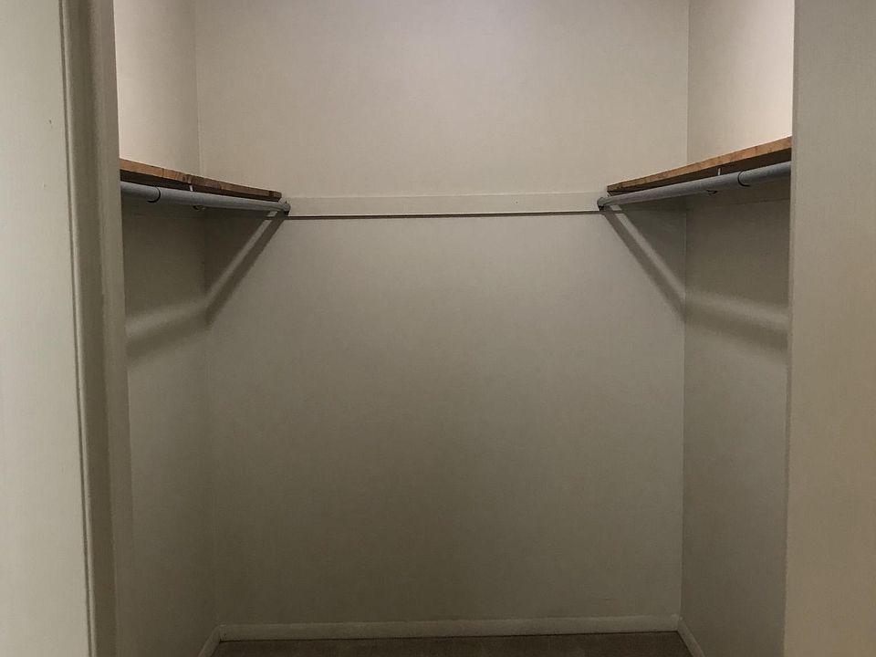 1st image of 13 Colatosti Pl APT 5