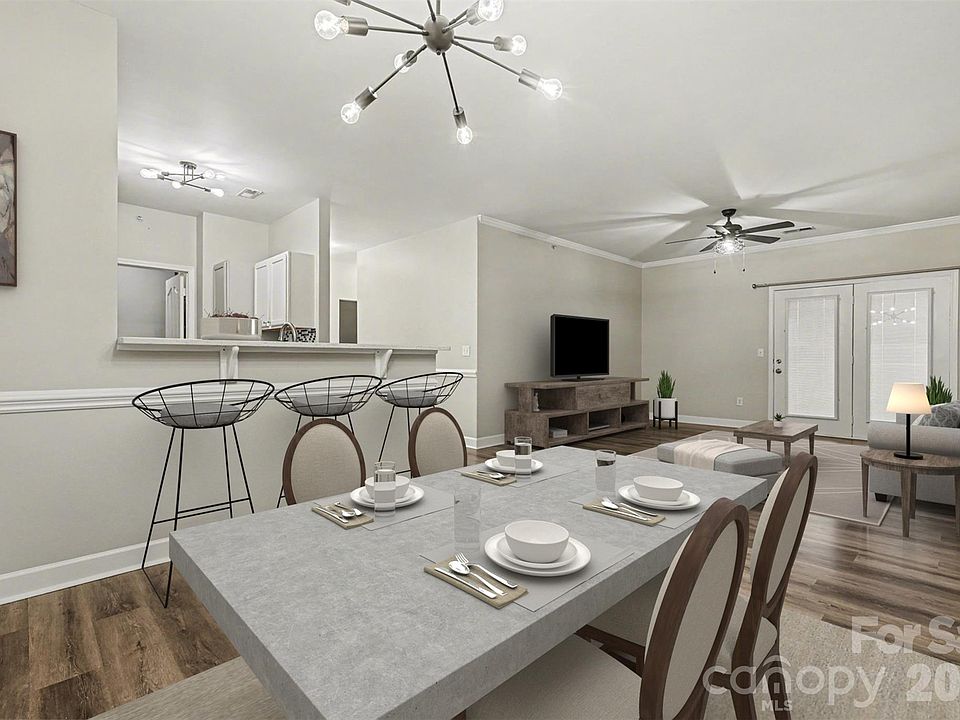 1st image of 16344 Redstone Mountain Ln