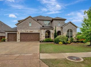 1100 Broadmoor Way, Roanoke, TX 76262