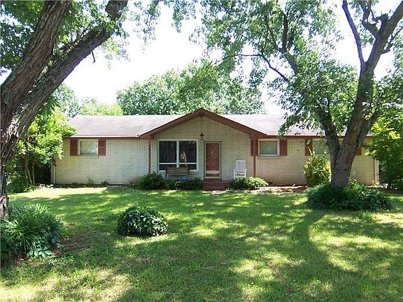 2nd image of 8071 Esterbrook Dr