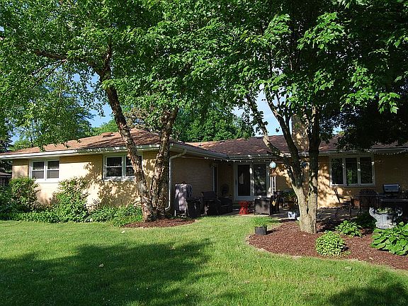 2nd image of 7532 Sheridan Dr