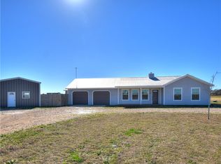 712 County Road 330, Granger, TX 76530