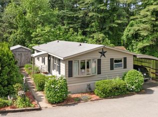 139 Pine Ave, Sturbridge, MA 01566